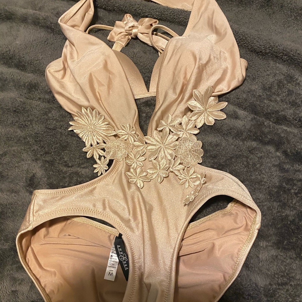 Ann Bra Gold Monokini
